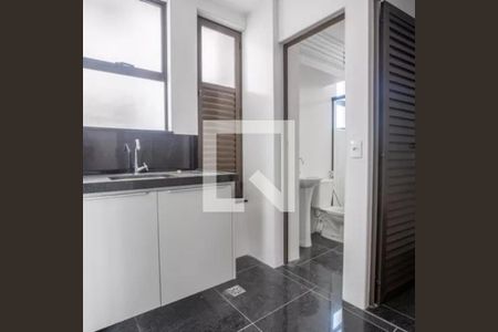 Apartamento à venda com 4 quartos, 131m² em Lourdes, Belo Horizonte