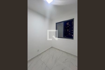 Quarto 1 de apartamento para alugar com 2 quartos, 34m² em Vila Nair, São Paulo