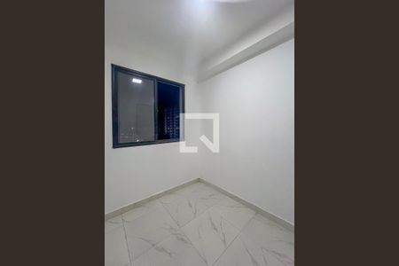 Quarto 1 de apartamento para alugar com 2 quartos, 34m² em Vila Nair, São Paulo