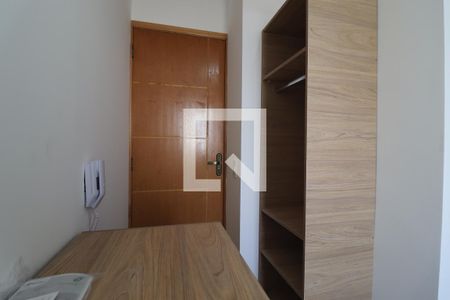 Quarto  de kitnet/studio para alugar com 1 quarto, 10m² em Vila Sao Pedro, Santo André