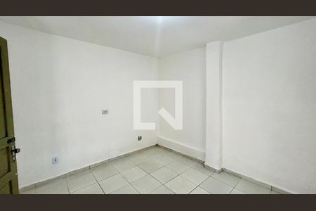 Quarto 2 de casa para alugar com 2 quartos, 60m² em Jardim Miriam, Guarulhos