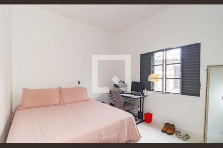 Quarto 2 de casa à venda com 2 quartos, 100m² em Vila Canero, São Paulo