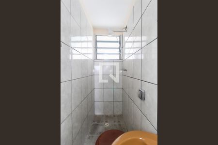 Banheiro de casa para alugar com 1 quarto, 60m² em Parque Cruzeiro do Sul, São Paulo