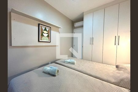 Quarto de apartamento para alugar com 2 quartos, 80m² em Lagoa Pequena, Florianópolis