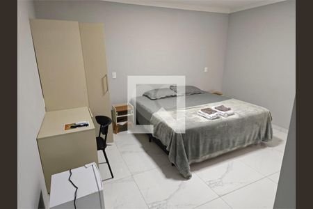 Casa à venda com 3 quartos, 450m² em Interlagos, São Paulo