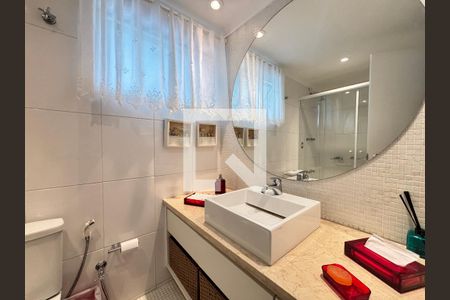 Banheiro de apartamento à venda com 2 quartos, 112m² em Itaim Bibi, São Paulo