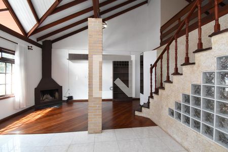 Sala de casa para alugar com 6 quartos, 280m² em Santo Inácio, Curitiba