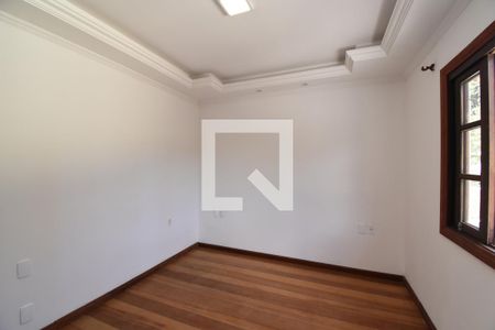 Suíte de casa para alugar com 6 quartos, 280m² em Santo Inácio, Curitiba