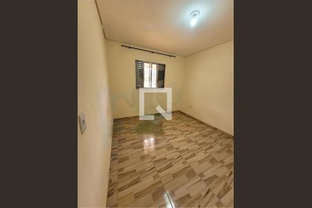 Casa à venda com 6 quartos, 250m² em Jardim Shangrilá (Zona Sul), São Paulo