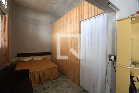 Quarto de casa para alugar com 2 quartos, 46m² em Mathias Velho, Canoas