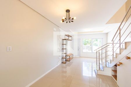 Casa à venda com 2 quartos, 101m² em São José, Canoas