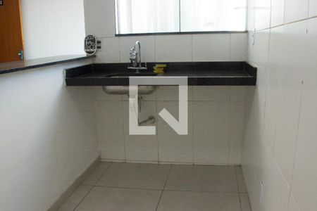 Sala/Cozinha de apartamento para alugar com 2 quartos, 60m² em Jardim Flamboyant, Cabo Frio