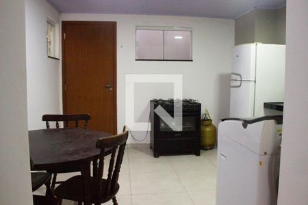 Sala/Cozinha de apartamento para alugar com 1 quarto, 40m² em Jardim Flamboyant, Cabo Frio