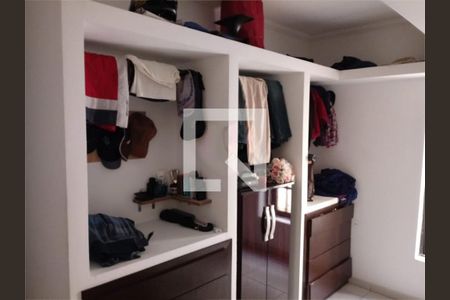 Casa à venda com 3 quartos, 200m² em Parque Grajau, São Paulo