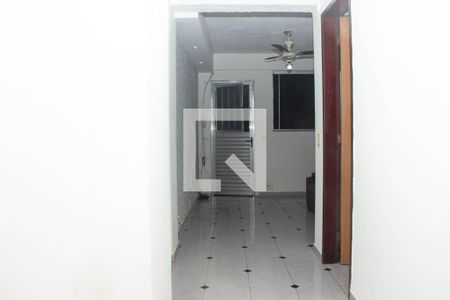 Corredor de apartamento para alugar com 1 quarto, 50m² em Jardim Flamboyant, Cabo Frio