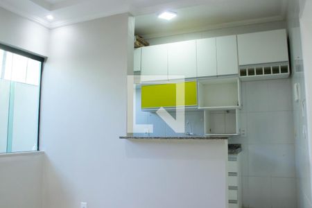 Sala/Cozinha de casa de condomínio para alugar com 1 quarto, 70m² em Jardim Excelcior, Cabo Frio