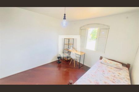 Casa à venda com 5 quartos, 140m² em Jardim das Imbuias, São Paulo