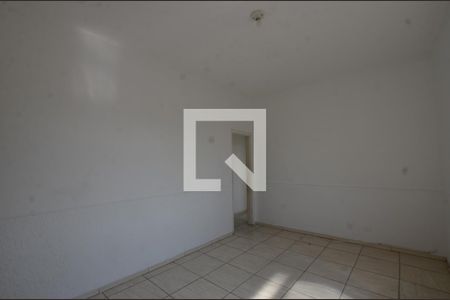 Sala de apartamento para alugar com 2 quartos, 100m² em Rocha Miranda, Rio de Janeiro