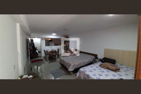 Casa à venda com 9 quartos, 263m² em Vila Santa Maria, São Paulo