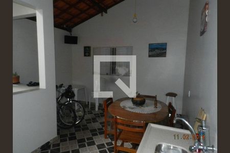 Casa à venda com 3 quartos, 110m² em Jardim Maria Rita, São Paulo