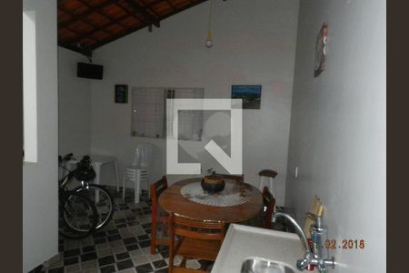 Casa à venda com 3 quartos, 110m² em Jardim Maria Rita, São Paulo