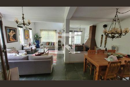 Casa à venda com 3 quartos, 185m² em Cidade Dutra, São Paulo