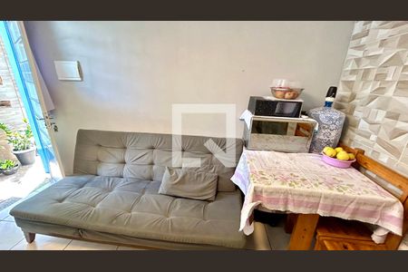Sala de apartamento para alugar com 2 quartos, 45m² em Jardim Ottawa, Guarulhos