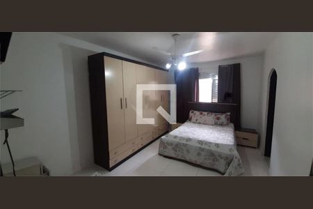 Casa à venda com 4 quartos, 200m² em Jardim das Flores, São Paulo