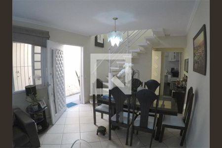 Casa à venda com 4 quartos, 120m² em Jardim Guanhembu, São Paulo