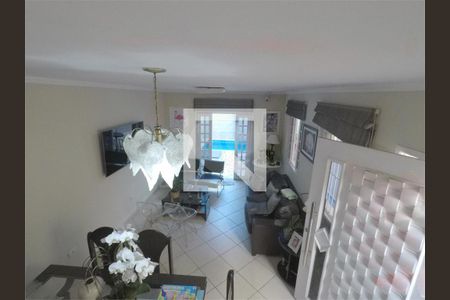 Casa à venda com 4 quartos, 120m² em Jardim Guanhembu, São Paulo