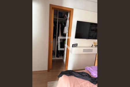 Closet da Suíte  de apartamento para alugar com 3 quartos, 130m² em Funcionários, Belo Horizonte
