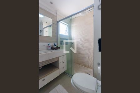 Banheiro da Suíte de apartamento para alugar com 3 quartos, 104m² em Vila Prudente, São Paulo