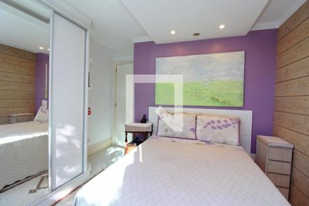 Quarto 2 de casa de condomínio para alugar com 3 quartos, 368m² em Vila Assunção, Porto Alegre