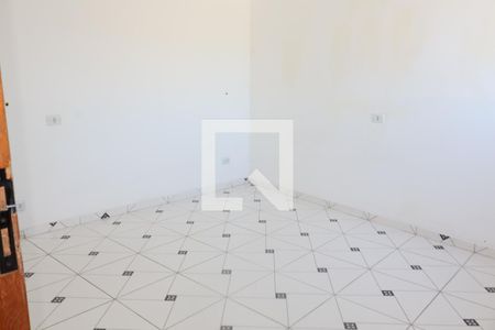 Quarto 1 de casa para alugar com 2 quartos, 65m² em Parque dos Bancarios, São Paulo