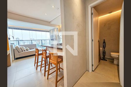 Sala/Cozinha de apartamento para alugar com 1 quarto, 39m² em Brooklin, São Paulo