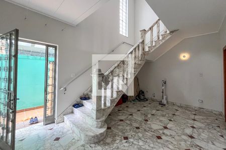 Hall de entrada de casa à venda com 7 quartos, 475m² em Aclimação, São Paulo