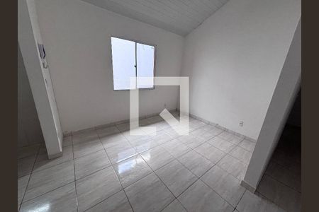 Sala de casa para alugar com 1 quarto, 50m² em Recreio dos Bandeirantes, Rio de Janeiro
