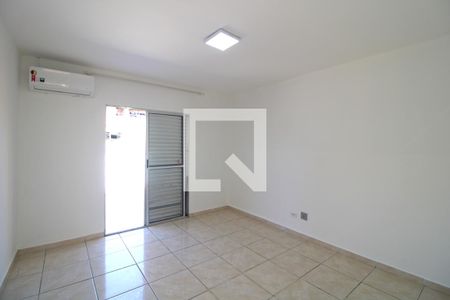 Quarto 1 de casa à venda com 2 quartos, 70m² em Vila dos Andradas, São Paulo