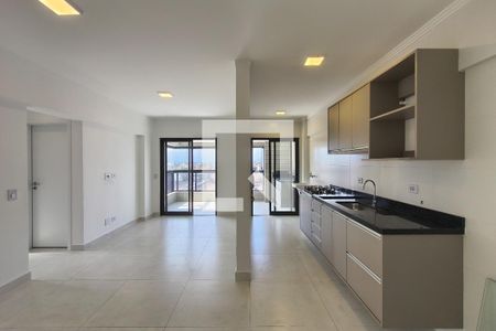 Sala/Cozinha de apartamento para alugar com 2 quartos, 65m² em Maracanã, Praia Grande