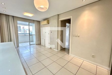 Sala de apartamento para alugar com 2 quartos, 69m² em Itacorubi, Florianópolis