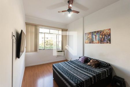Quarto 1 de apartamento à venda com 4 quartos, 140m² em Tijuca, Rio de Janeiro
