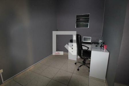 Casa à venda com 3 quartos, 223m² em Vila Linda, Santo André