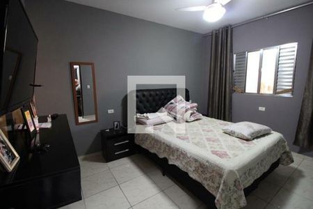 Casa à venda com 3 quartos, 223m² em Vila Linda, Santo André