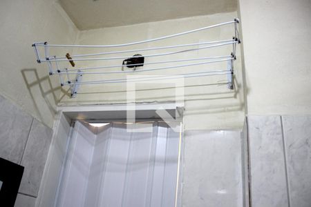 Banheiro de kitnet/studio à venda com 1 quarto, 27m² em Bela Vista, São Paulo