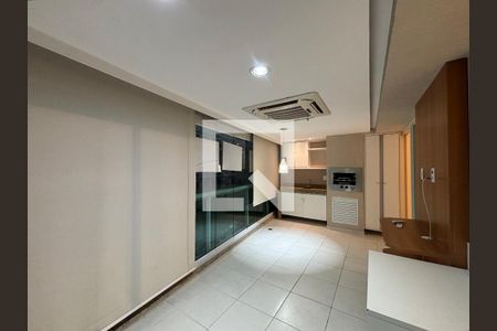 Varanda da sala de apartamento para alugar com 3 quartos, 95m² em Botafogo, Rio de Janeiro