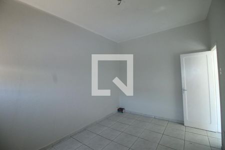 Quarto 1 de apartamento para alugar com 2 quartos, 63m² em Brás de Pina, Rio de Janeiro