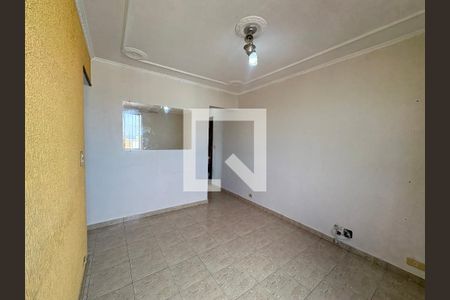 Apartamento à venda com 3 quartos, 77m² em Jardim Santa Josefina, São Paulo