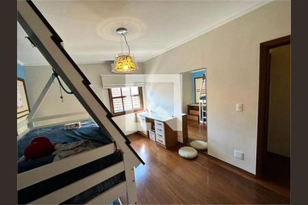 Casa à venda com 5 quartos, 353m² em Cursino, São Paulo