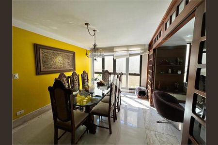 Casa à venda com 5 quartos, 353m² em Cursino, São Paulo