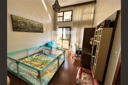 Casa à venda com 5 quartos, 353m² em Cursino, São Paulo